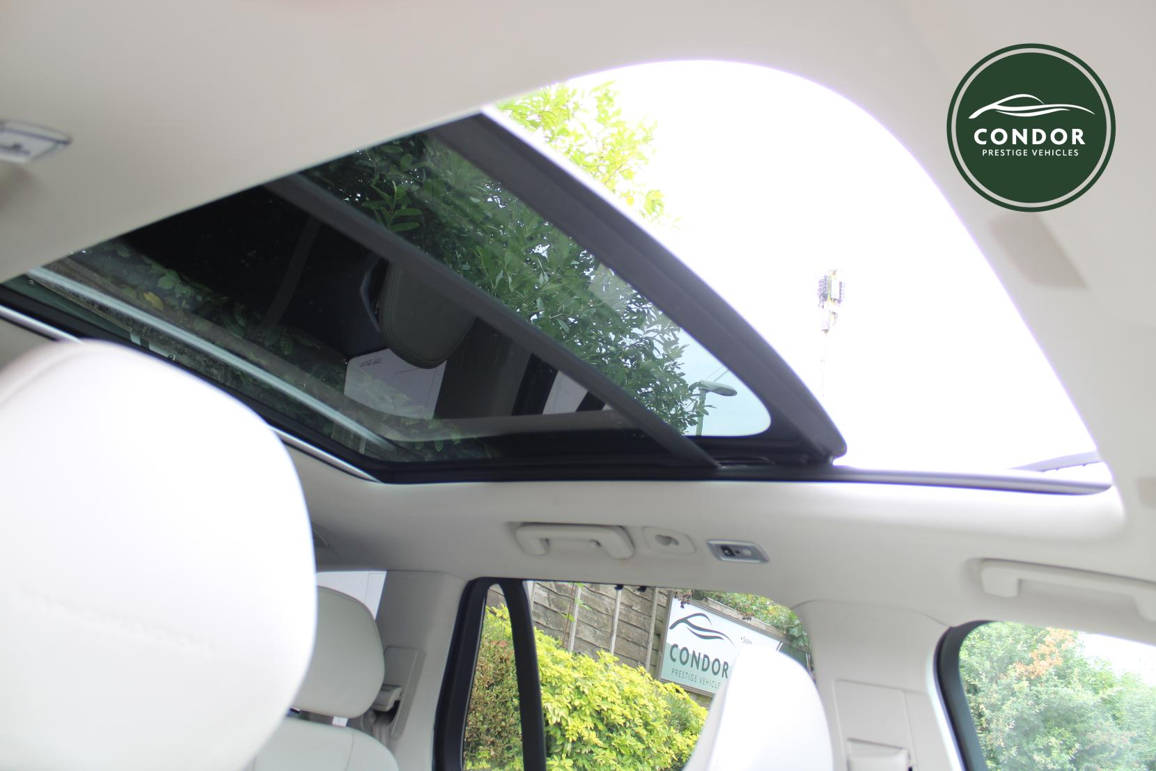Volvo XC90 2.0h T8 Twin Engine 10.4kWh Inscription Pro SUV 5dr Petrol Plug-in Hybrid Auto 4WD Euro 6 (s/s) (407 ps)