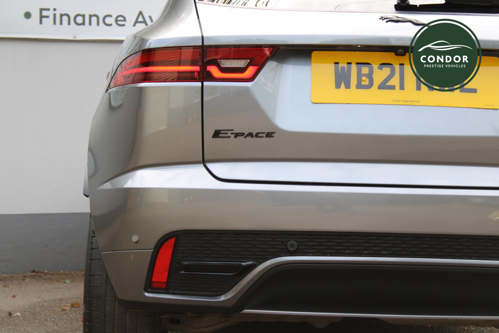 Jaguar E-PACE 2.0 D204 MHEV R-Dynamic SE Black SUV 5dr Diesel Auto AWD Euro 6 (s/s) (204 ps)