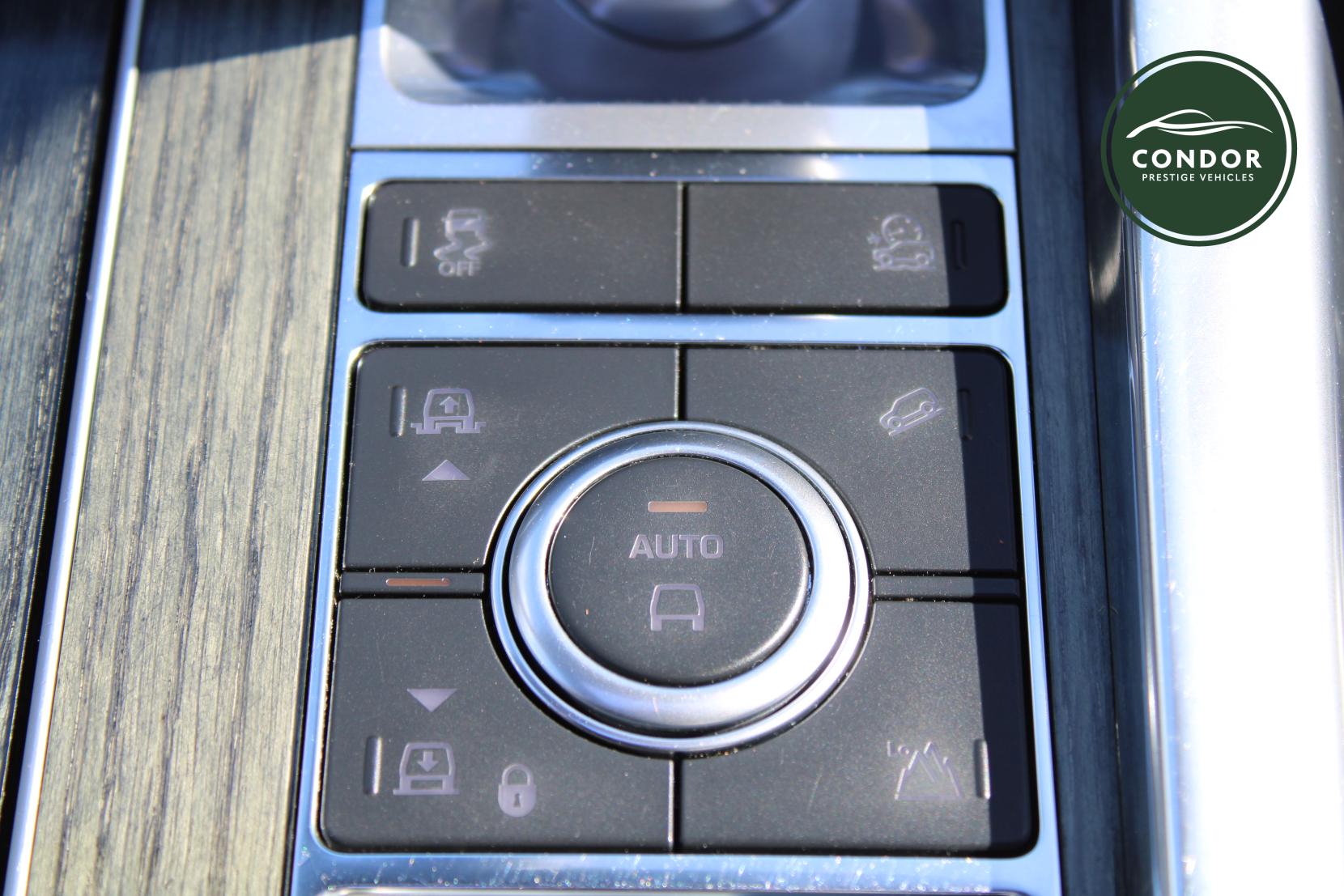 Land Rover Range Rover Sport 4.4 SD V8 Autobiography Dynamic SUV 5dr Diesel Auto 4WD Euro 6 (s/s) (339 ps)