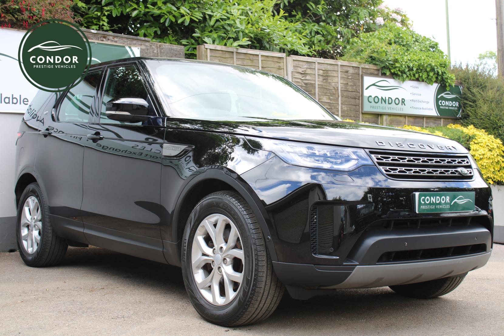 Land Rover Discovery 2.0 Si4 SE SUV 5dr Petrol Auto 4WD Euro 6 (s/s) (300 ps)