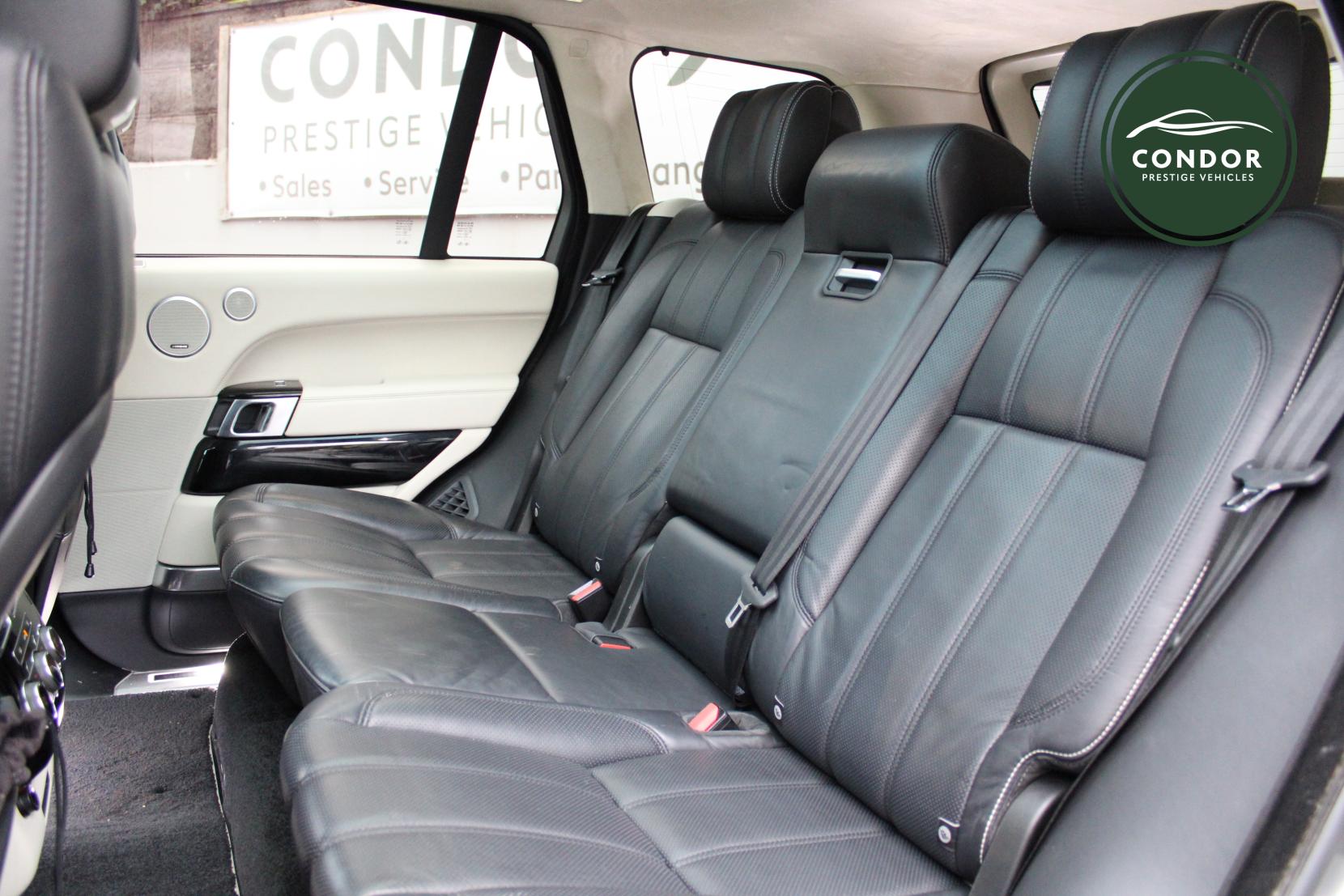 Land Rover Range Rover 4.4 SD V8 Autobiography SUV 5dr Diesel Auto 4WD Euro 5 (339 ps)