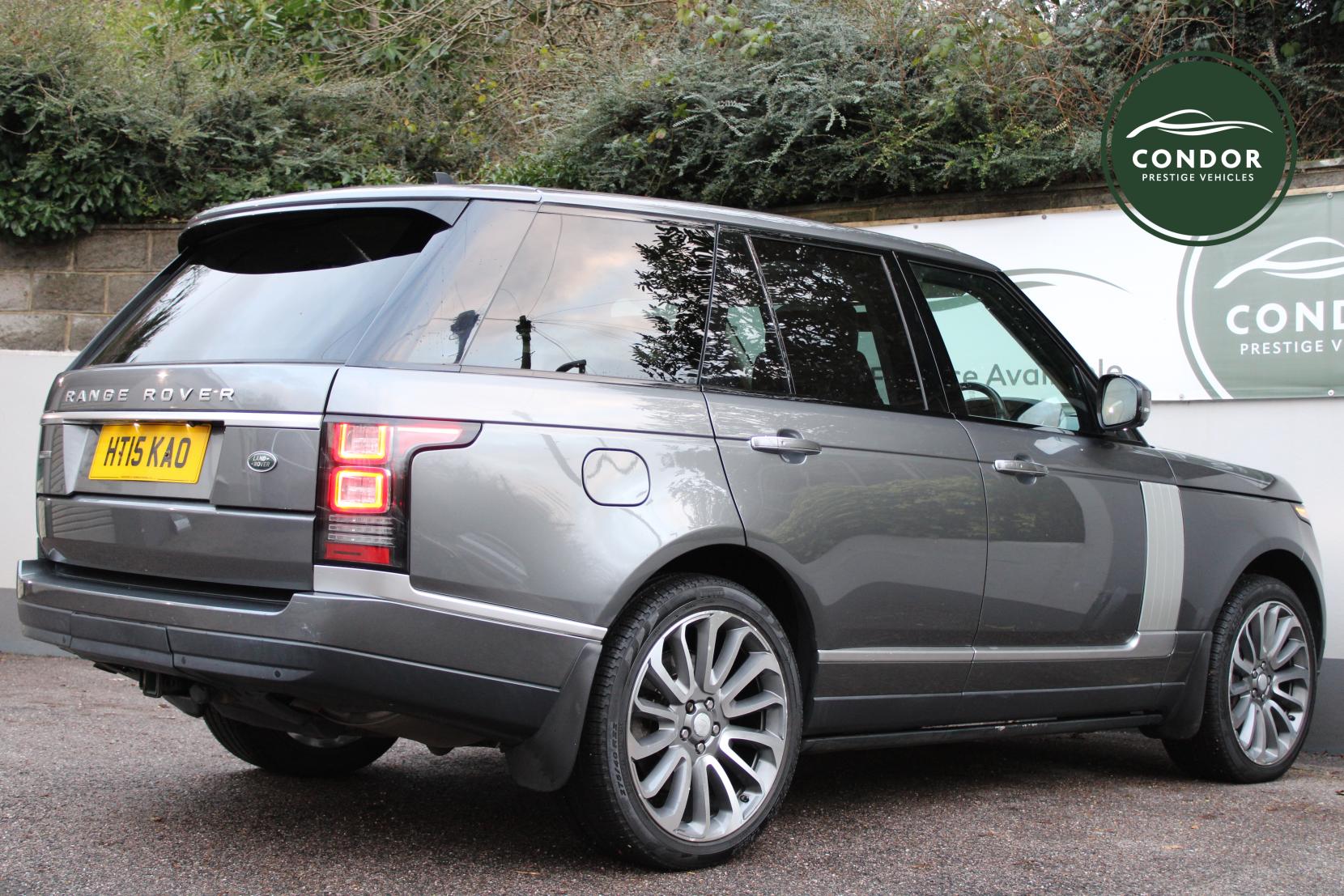 Land Rover Range Rover 4.4 SD V8 Autobiography SUV 5dr Diesel Auto 4WD Euro 5 (339 ps)
