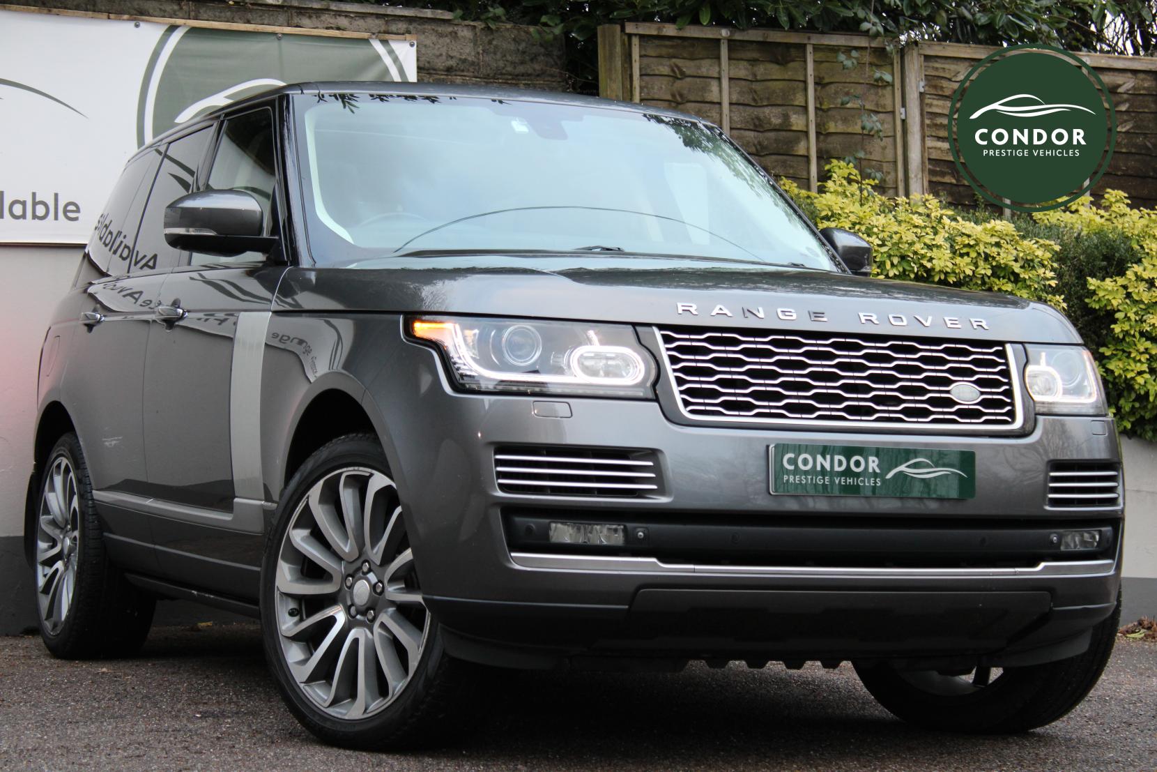 Land Rover Range Rover 4.4 SD V8 Autobiography SUV 5dr Diesel Auto 4WD Euro 5 (339 ps)