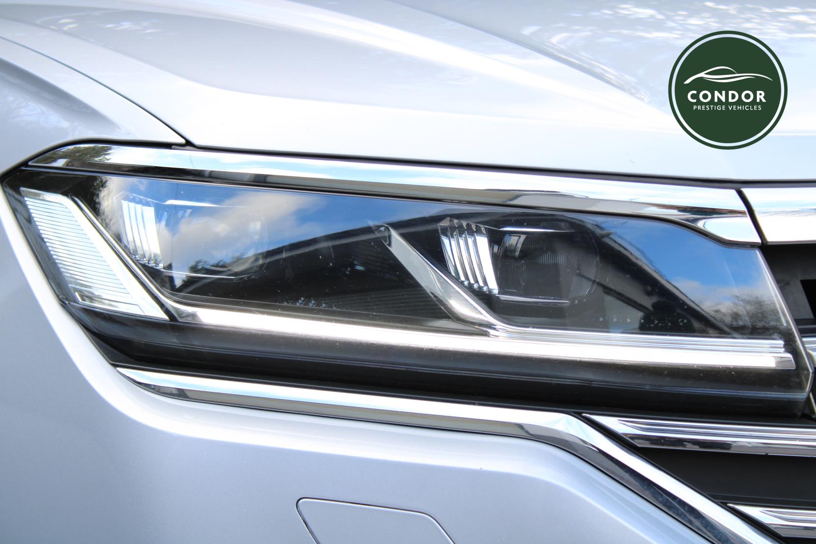 Volkswagen Touareg 3.0 TDI V6 R-Line Tech SUV 5dr Diesel Tiptronic 4Motion Euro 6 (s/s) (286 ps)