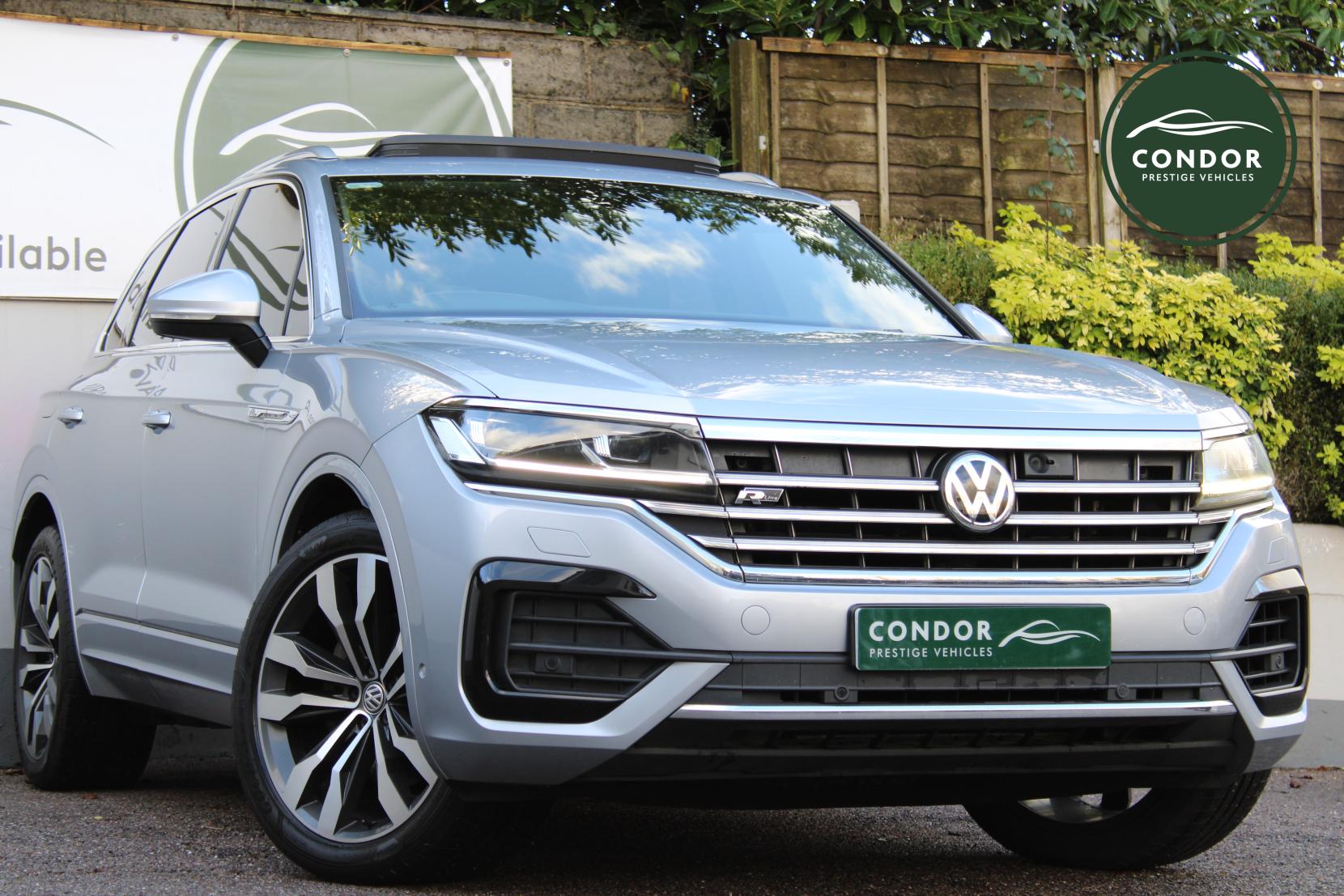 Volkswagen Touareg 3.0 TDI V6 R-Line Tech SUV 5dr Diesel Tiptronic 4Motion Euro 6 (s/s) (286 ps)