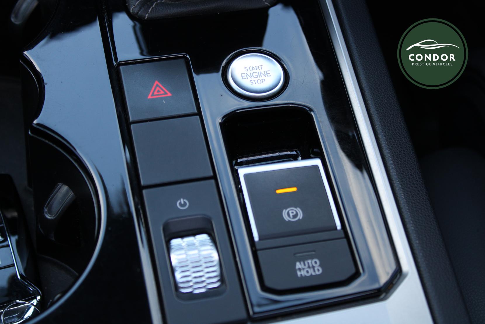 Volkswagen Touareg 3.0 TDI V6 R-Line Tech SUV 5dr Diesel Tiptronic 4Motion Euro 6 (s/s) (286 ps)