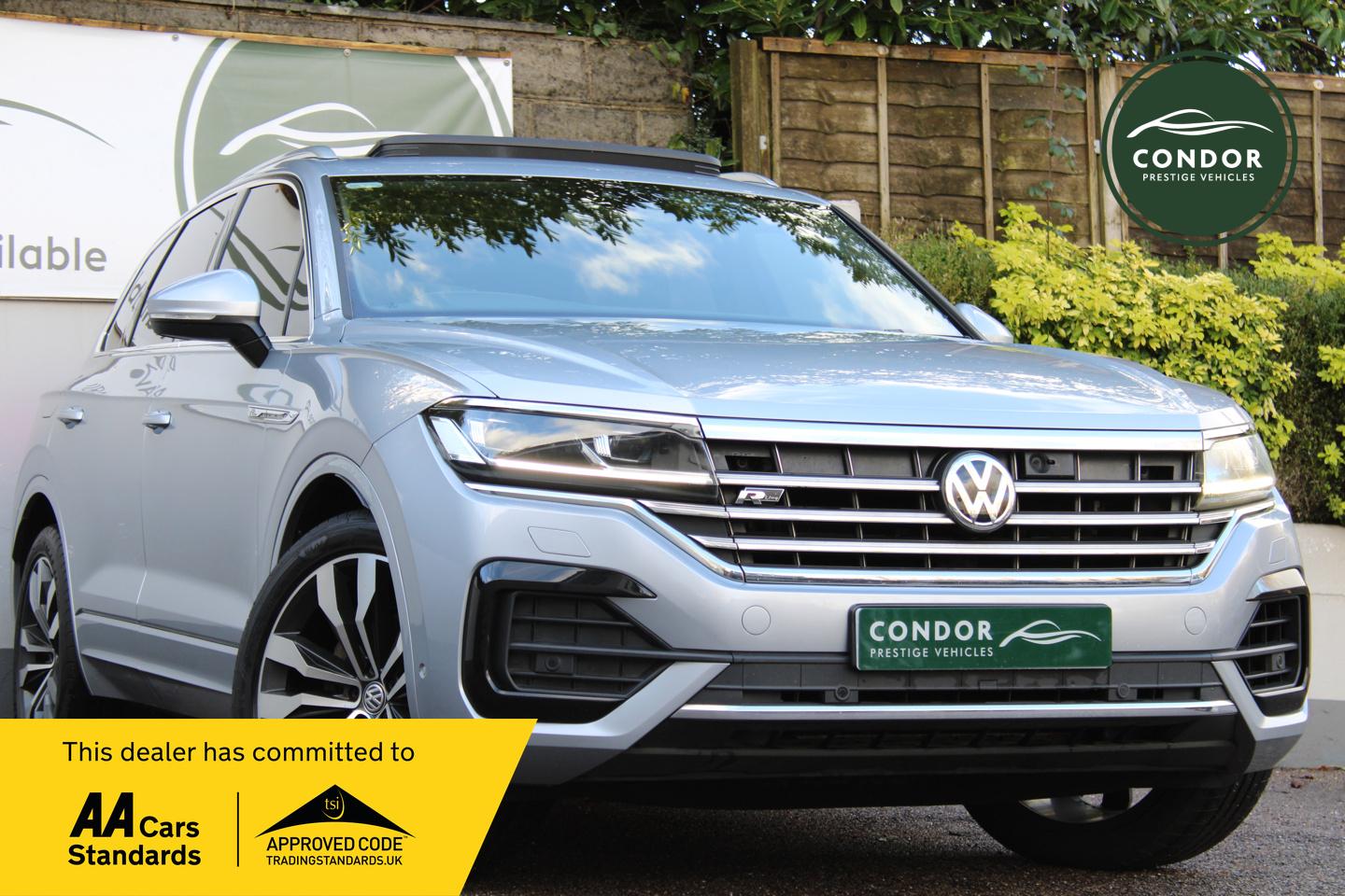 Volkswagen Touareg 3.0 TDI V6 R-Line Tech SUV 5dr Diesel Tiptronic 4Motion Euro 6 (s/s) (286 ps)