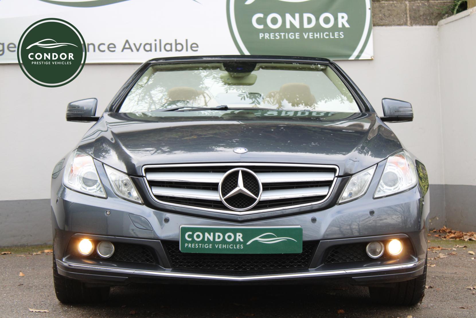 Mercedes-Benz E Class 3.0 E350 CDI V6 BlueEfficiency SE Cabriolet 2dr Diesel G-Tronic Euro 5 (231 ps)