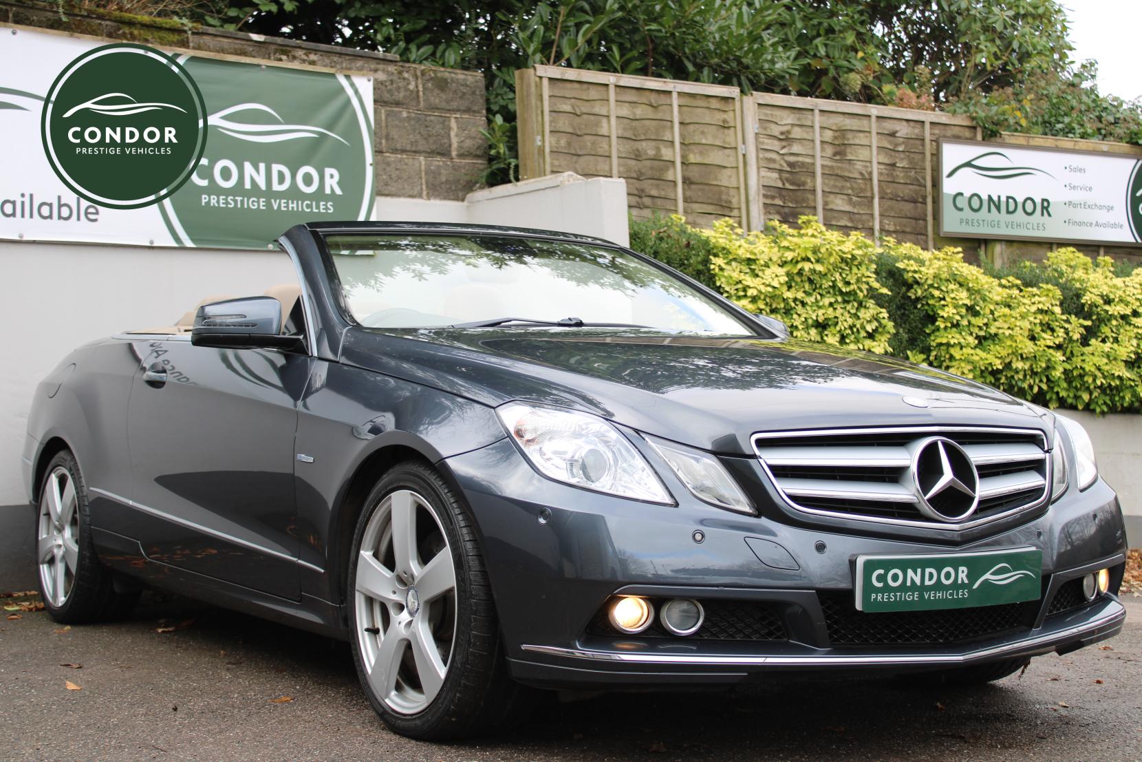 Mercedes-Benz E Class 3.0 E350 CDI V6 BlueEfficiency SE Cabriolet 2dr Diesel G-Tronic Euro 5 (231 ps)