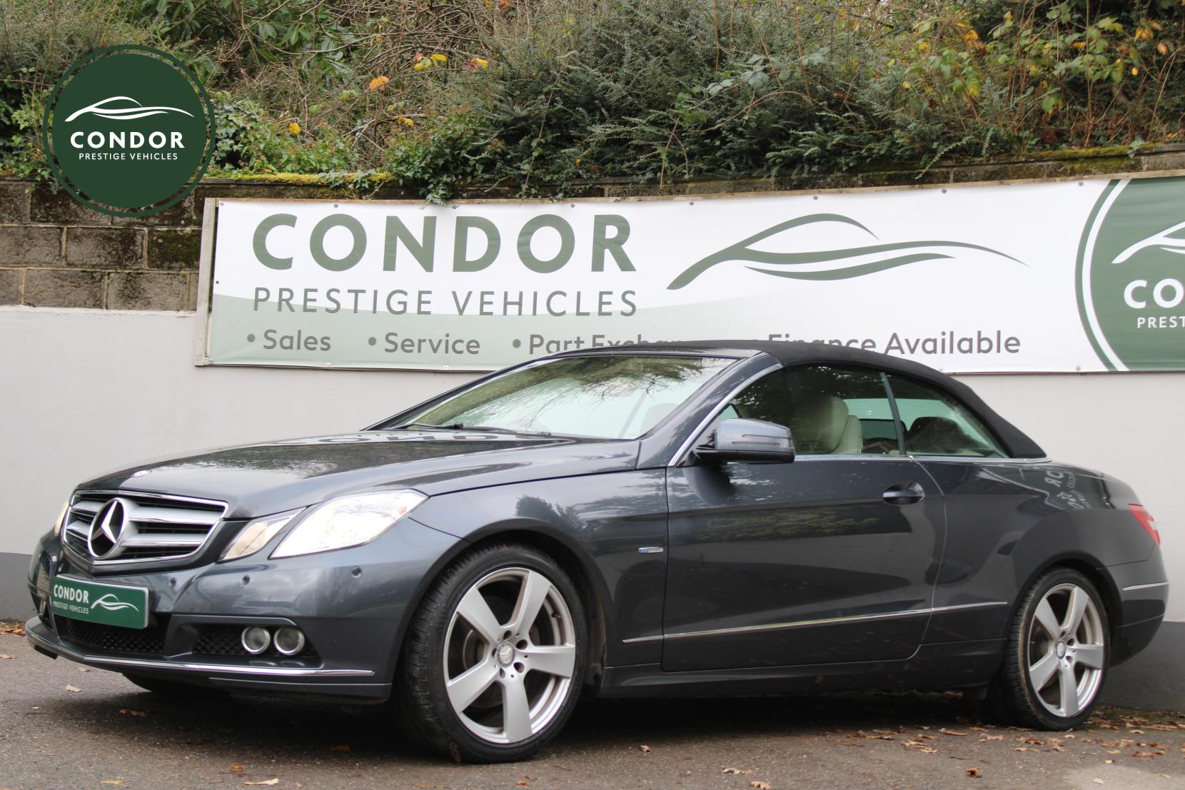 Mercedes-Benz E Class 3.0 E350 CDI V6 BlueEfficiency SE Cabriolet 2dr Diesel G-Tronic Euro 5 (231 ps)