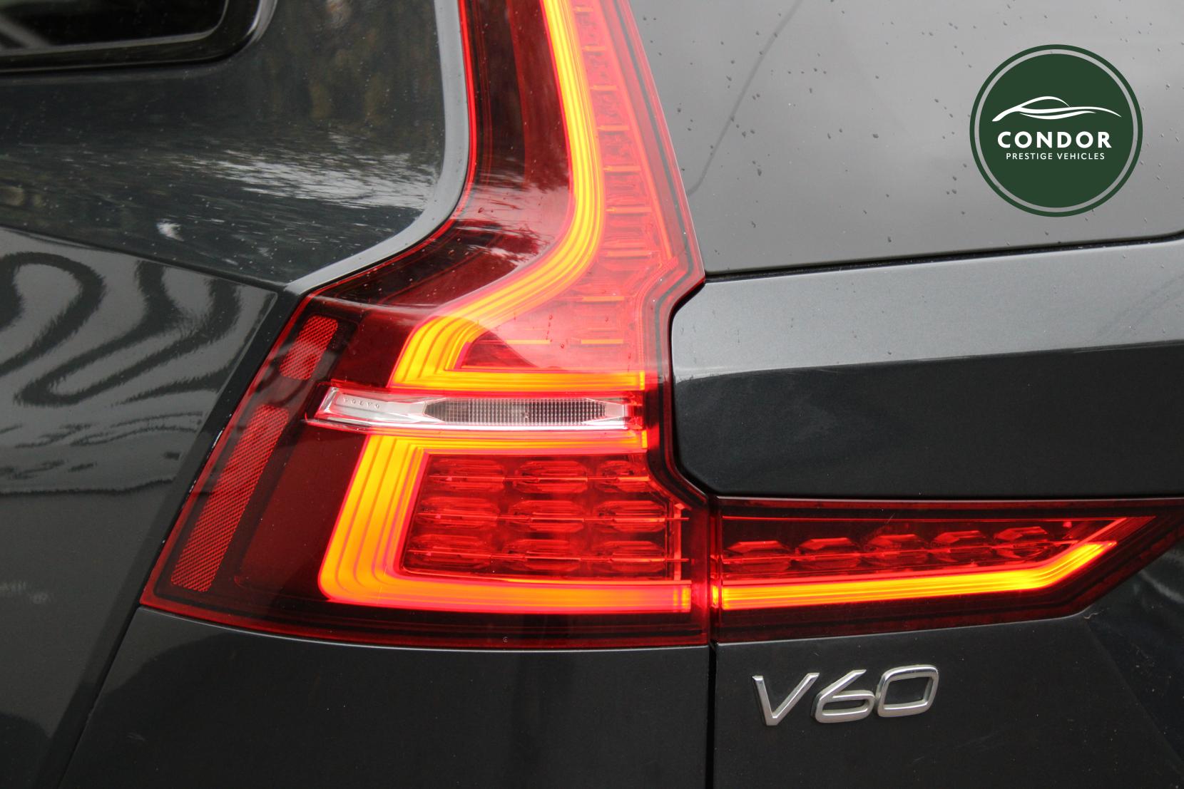 Volvo V60 Cross Country 2.0 T5 Plus Estate 5dr Petrol Auto AWD Euro 6 (s/s) (250 ps)