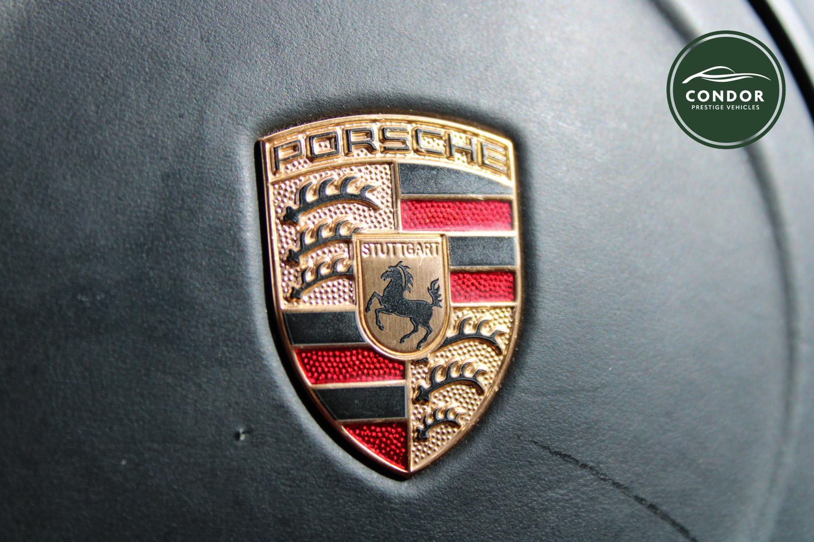 Porsche Panamera 3.0 V6 E-Hybrid S Hatchback 5dr Petrol Plug-in Hybrid TiptronicS Euro 5 (s/s) (416 ps)