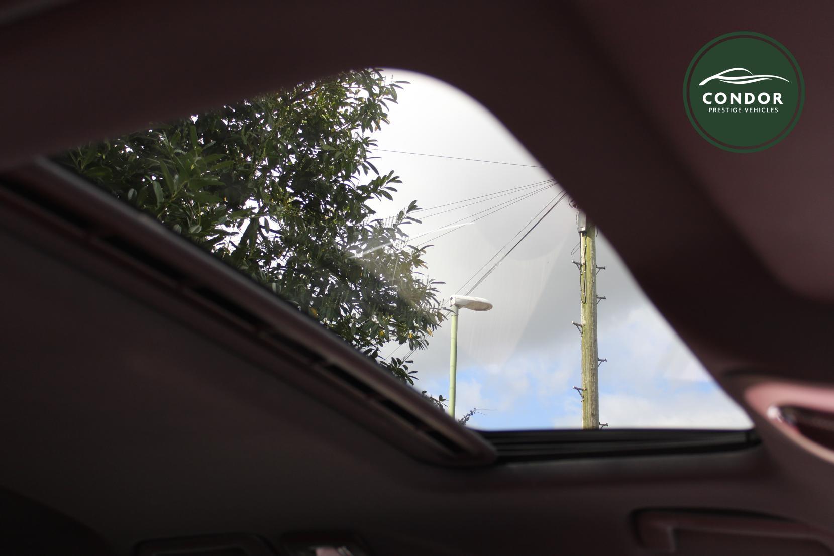 Porsche Panamera 3.0 V6 E-Hybrid S Hatchback 5dr Petrol Plug-in Hybrid TiptronicS Euro 5 (s/s) (416 ps)