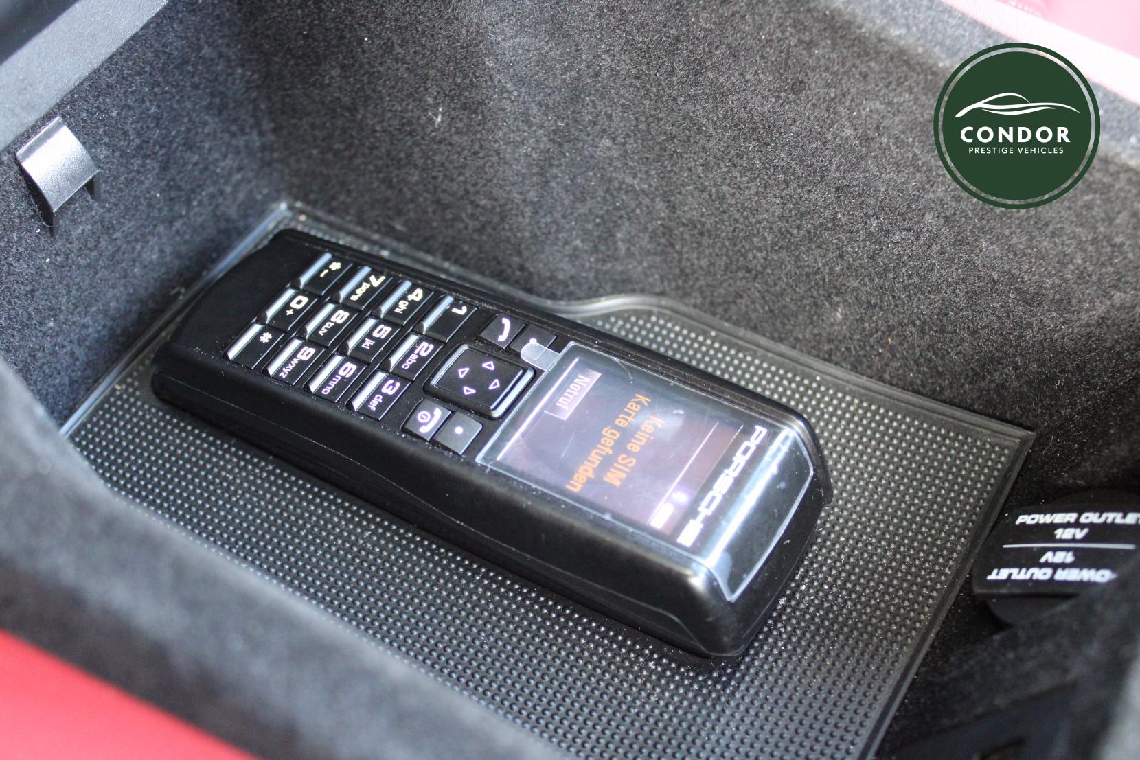 Porsche Panamera 3.0 V6 E-Hybrid S Hatchback 5dr Petrol Plug-in Hybrid TiptronicS Euro 5 (s/s) (416 ps)
