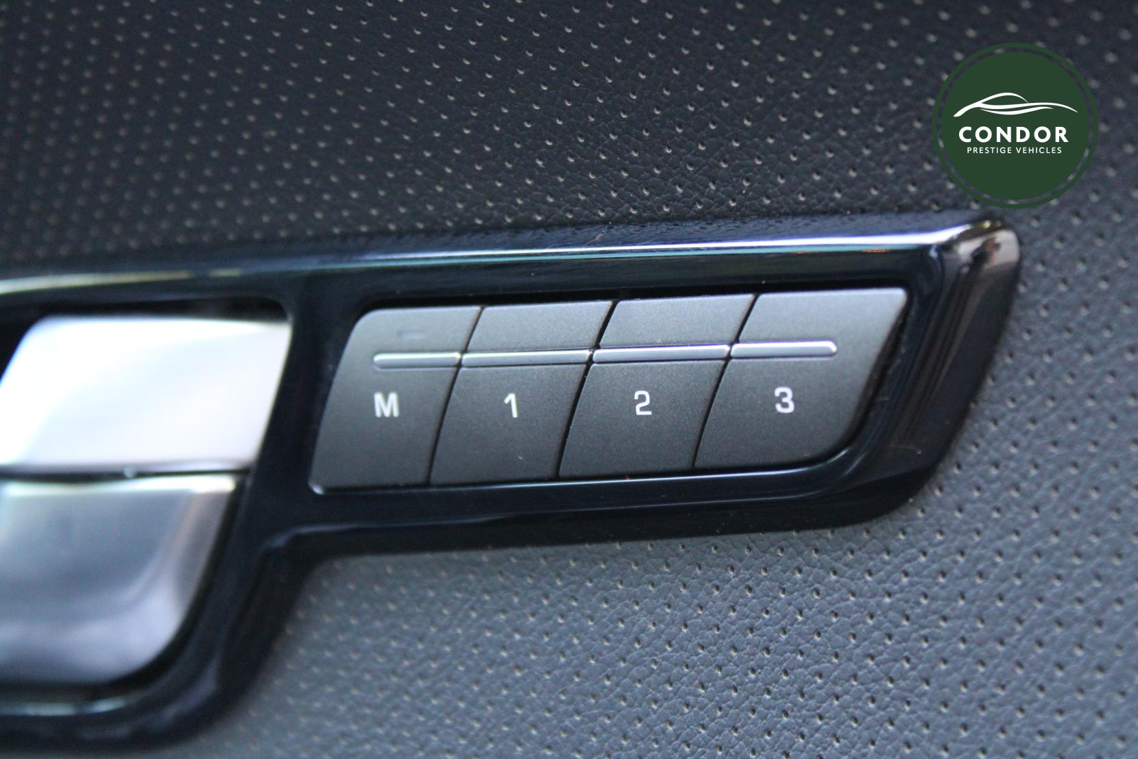 Land Rover Range Rover Evoque 2.2 SD4 Dynamic SUV 5dr Diesel Auto 4WD Euro 5 (s/s) (190 ps)