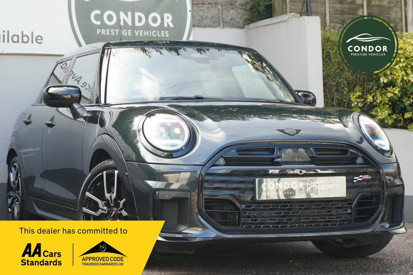 MINI Cooper 2.0S Sport Hatchback 5dr Petrol Steptronic Euro 6 (s/s) (204 ps)