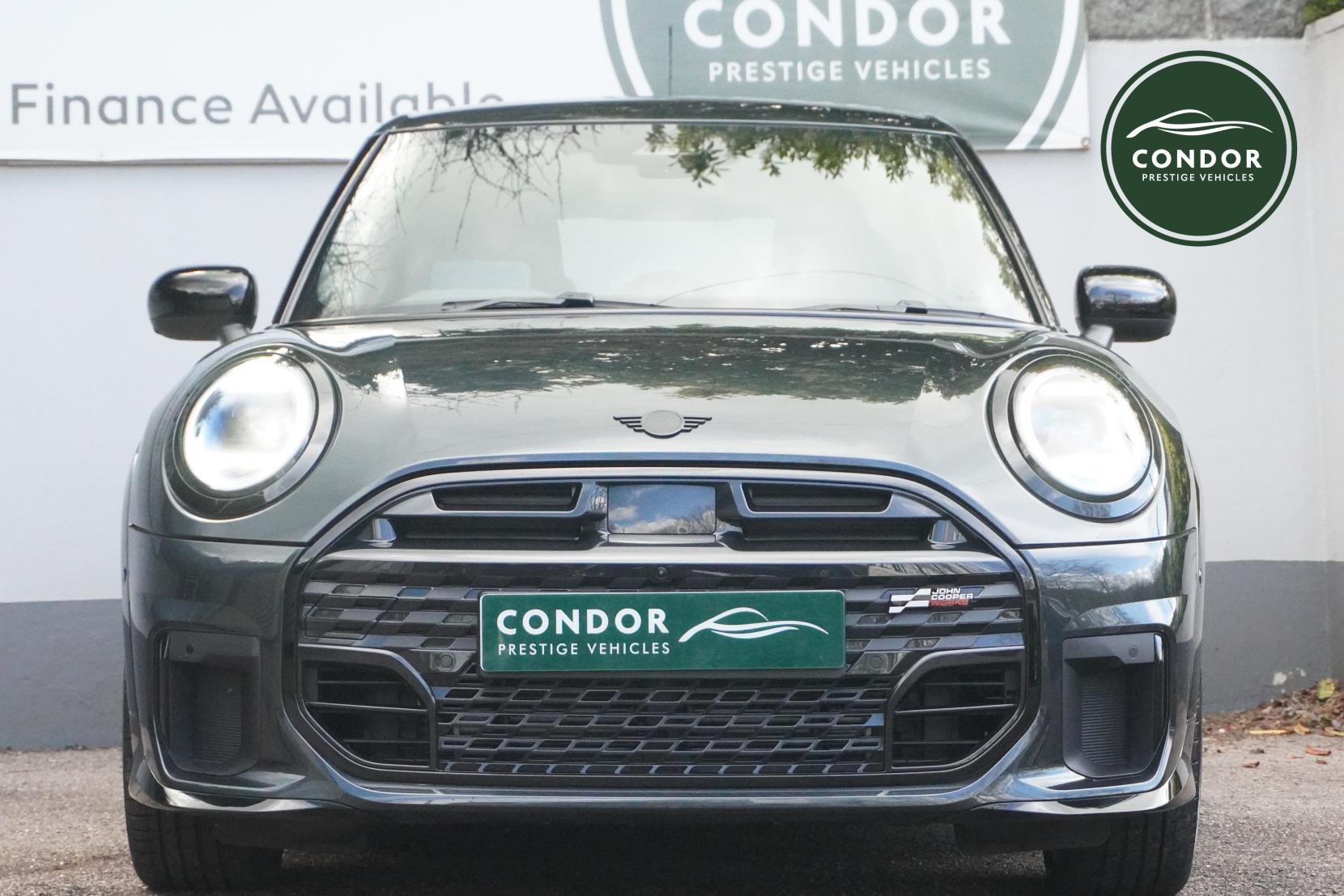 MINI Cooper 2.0S Sport Hatchback 5dr Petrol Steptronic Euro 6 (s/s) (204 ps)