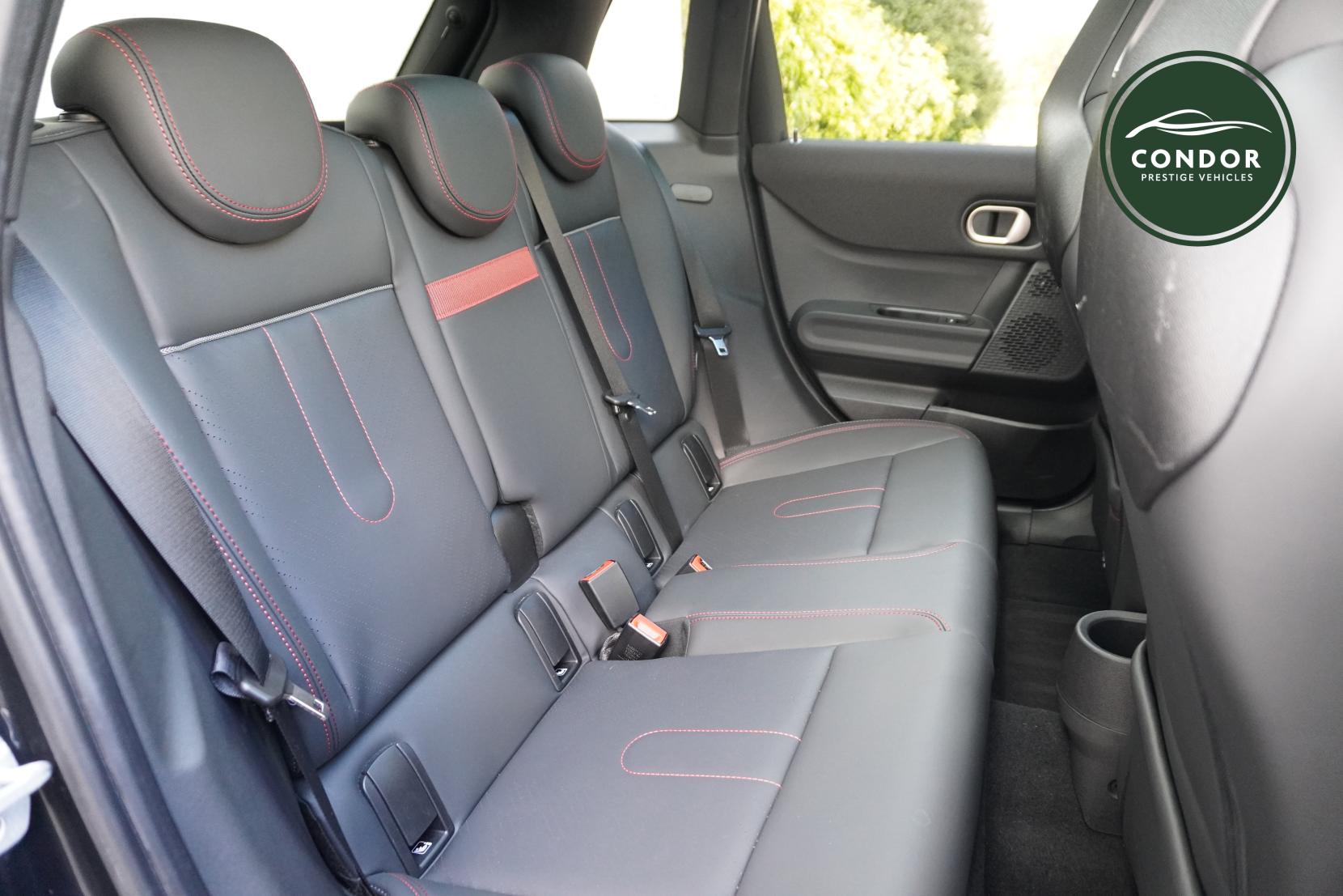 MINI Cooper 2.0S Sport Hatchback 5dr Petrol Steptronic Euro 6 (s/s) (204 ps)