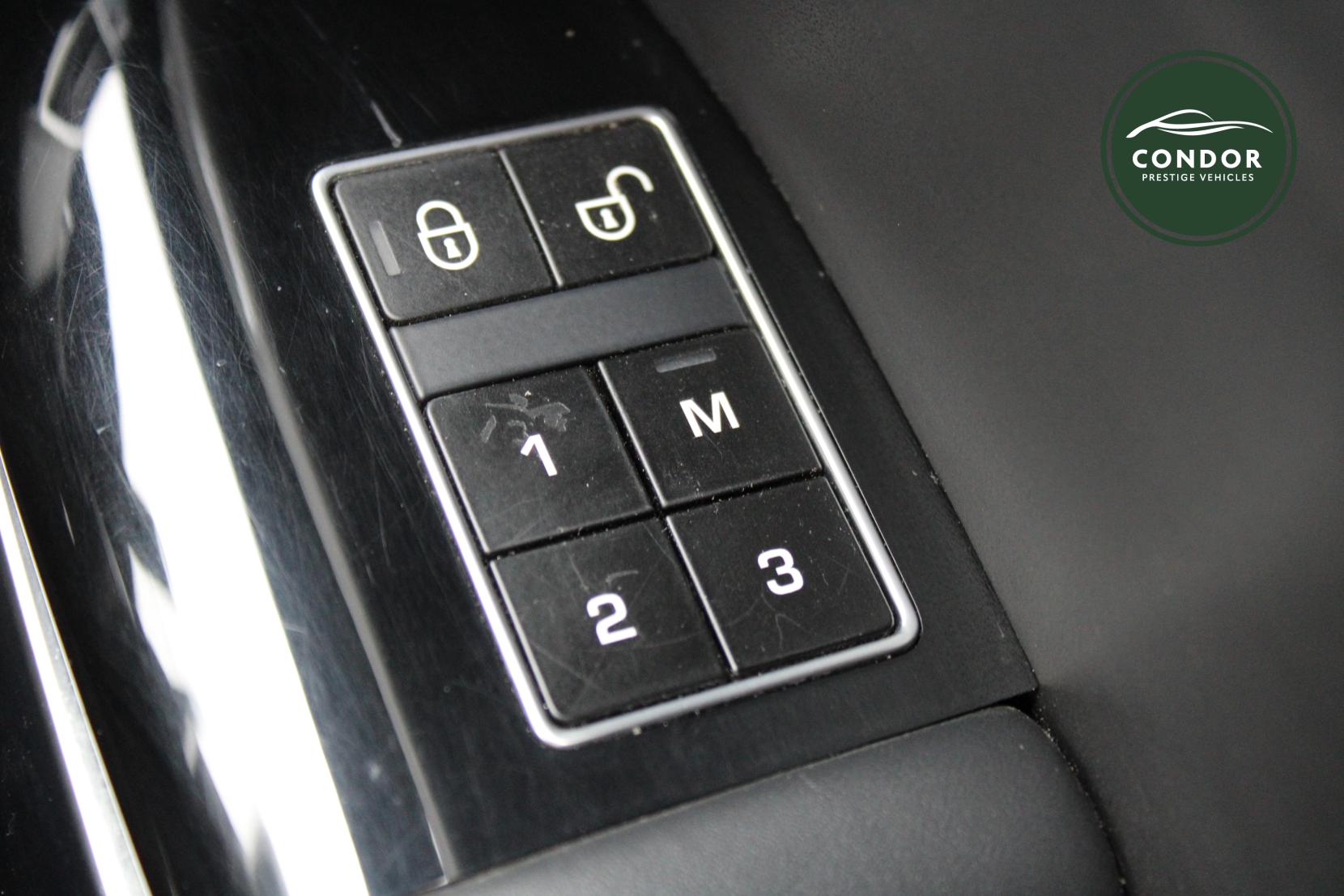 Land Rover Range Rover 4.4 SD V8 Autobiography SUV 5dr Diesel Auto 4WD Euro 5 (339 ps)