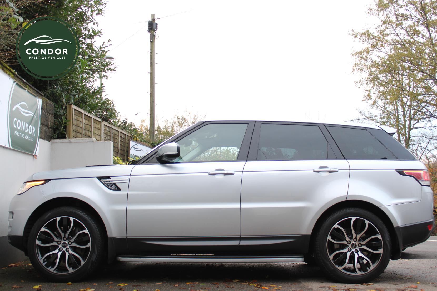 Land Rover Range Rover Sport 3.0 SD V6 HSE SUV 5dr Diesel Auto 4WD Euro 6 (s/s) (306 ps)