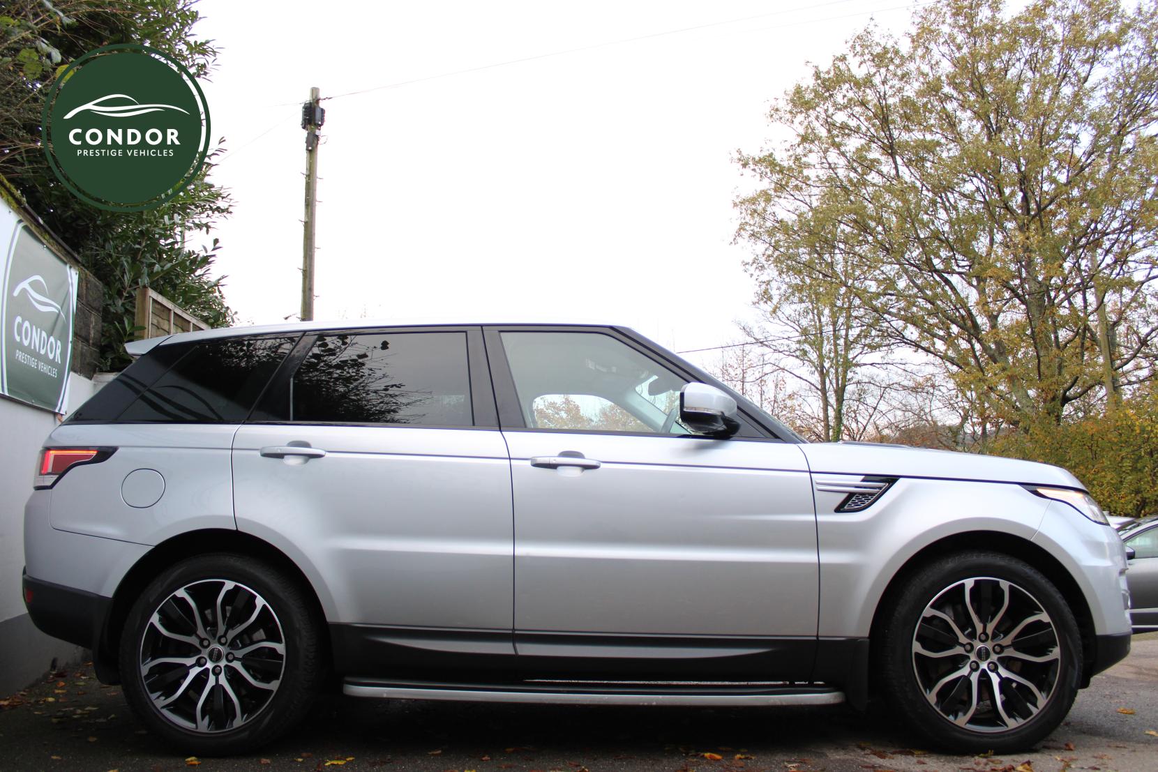 Land Rover Range Rover Sport 3.0 SD V6 HSE SUV 5dr Diesel Auto 4WD Euro 6 (s/s) (306 ps)