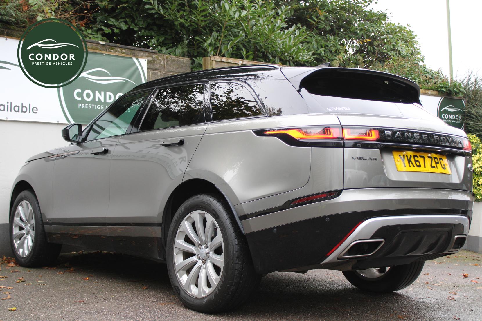 Land Rover Range Rover Velar 3.0 SD6 V6 R-Dynamic SE SUV 5dr Diesel Auto 4WD Euro 6 (s/s) (300 ps)