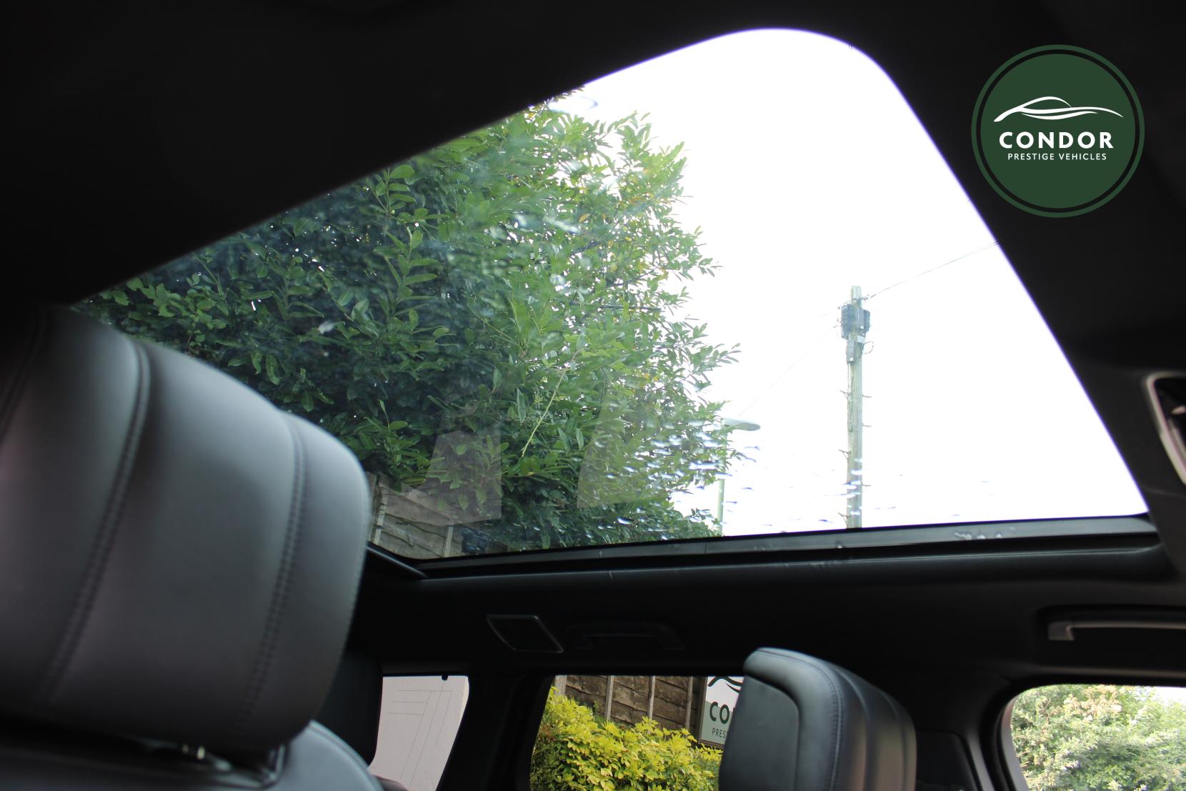 Land Rover Range Rover Sport 3.0 SD V6 HSE Dynamic SUV 5dr Diesel Auto 4WD Euro 6 (s/s) (306 ps)