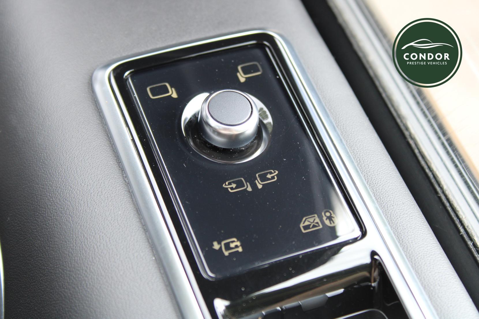 Land Rover Range Rover Sport 3.0 SD V6 HSE Dynamic SUV 5dr Diesel Auto 4WD Euro 6 (s/s) (306 ps)