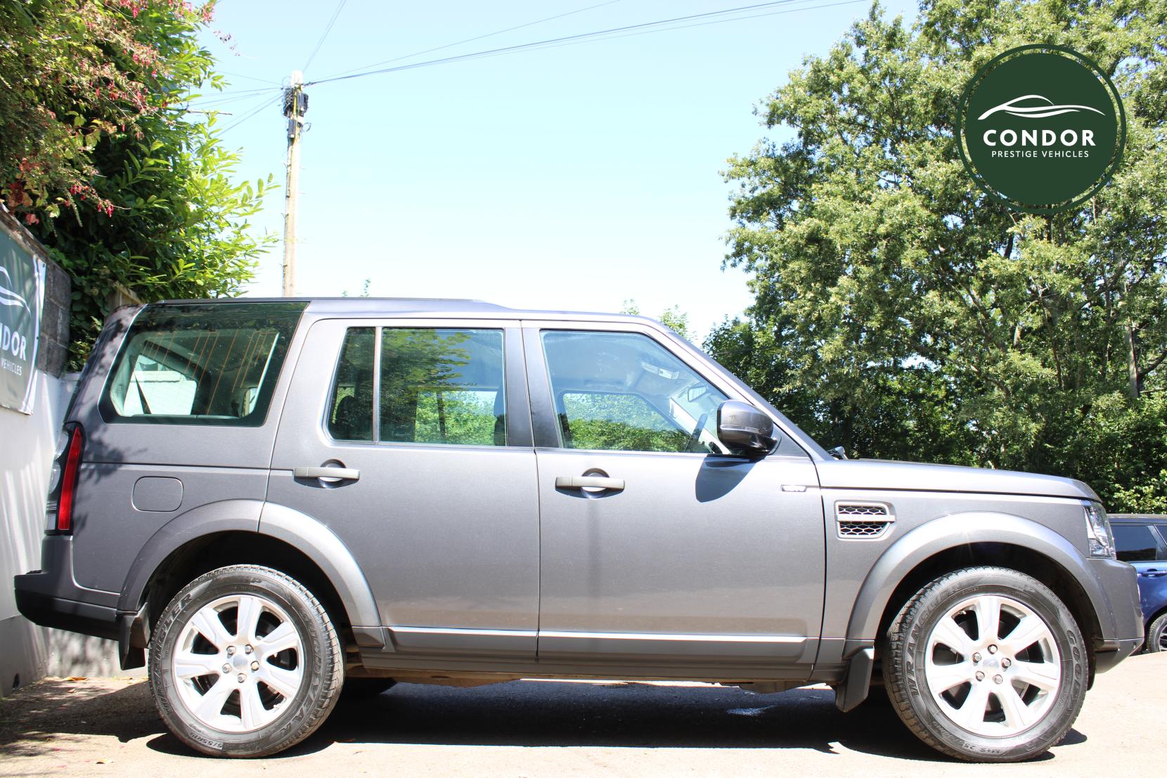 Land Rover Discovery 4 3.0 SD V6 SE Tech SUV 5dr Diesel Auto 4WD Euro 5 (s/s) (255 bhp)